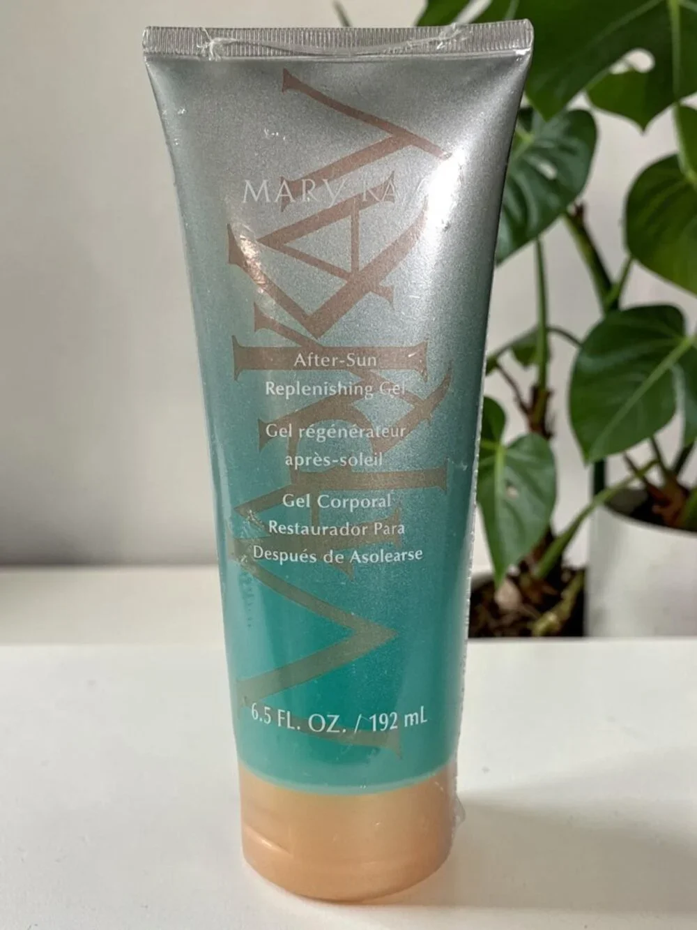 Mary Kay After Sun Replenishing Gel 6.5 OZ Ultra Light Cooling Moisturizer
